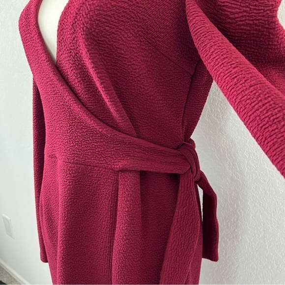 MINKPINK Textured Puff Sleeve Dress - Picture 9 of 12